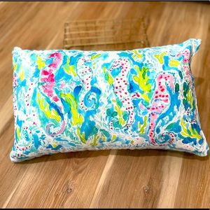 Bright Seahorse Lilly Pulitzer Rectangular Indoor/Outdoor Throw Pillow 10x18